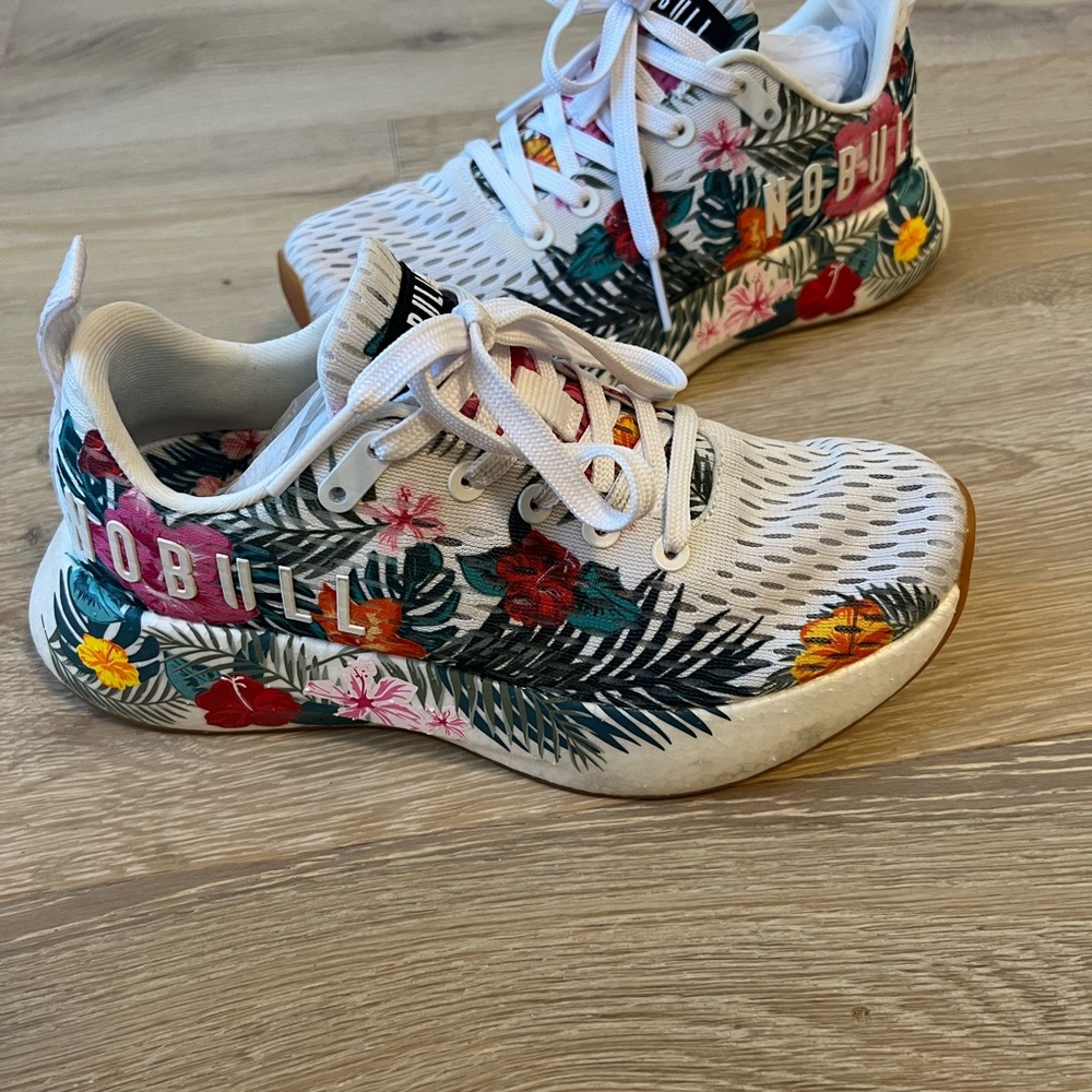 Nobull Women’s Training Shoes Size 6.5